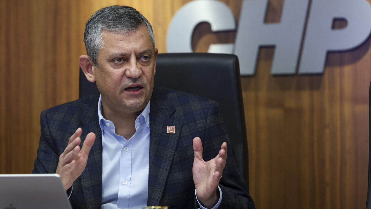 Ilk Ziyaret Dem Partiye Ozgur Ozel Ara Secim Gundemli Siyasi Parti Turuna Cikiyor 7Ff0