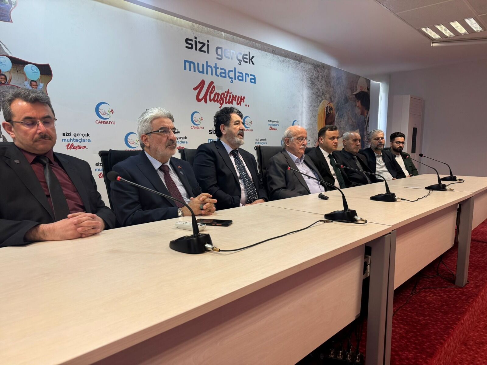 İran Için Insani Yardım Seferberliği Başlatıldı Cansuyu Esder’in Topladığı Yardımları İran’a Ulaştıracak (2)