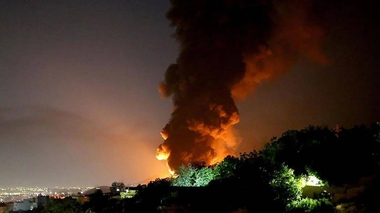 Iran Medyasi Duyurdu Fatehin Birligi Komutani Olduruldu