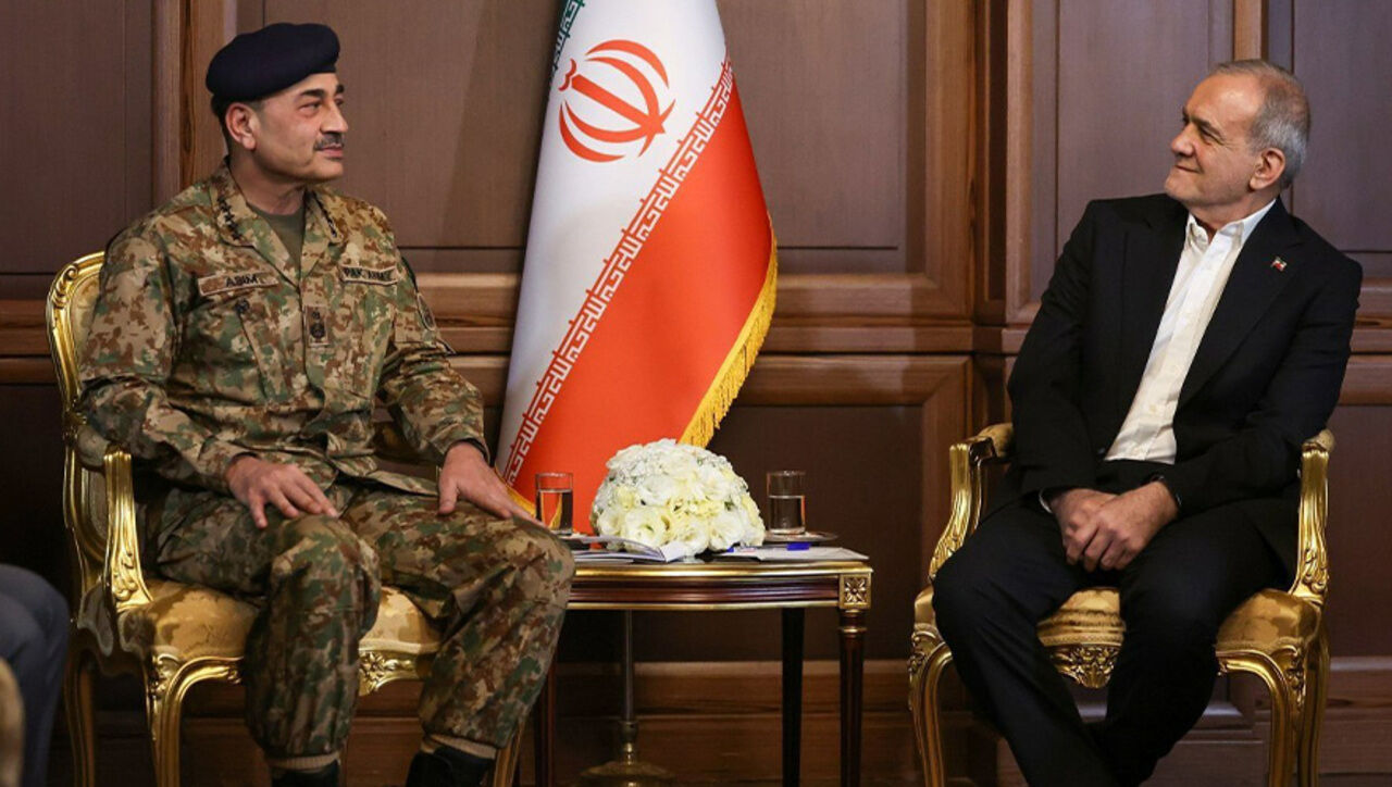 İran Ve Pakistan Arasında Kritik Zirve Neden Bizimde Bir Nato'muz Olmasınq