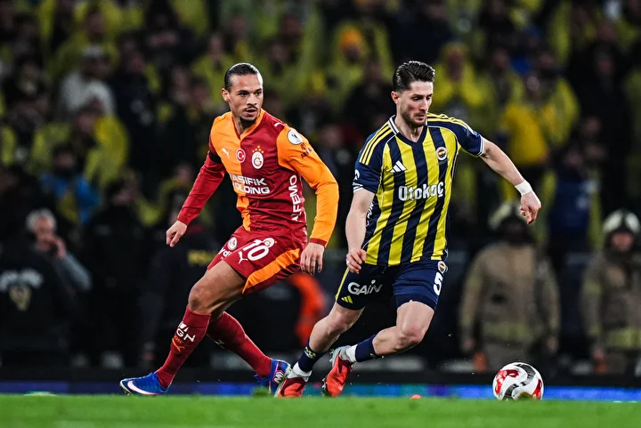 İşte Galatasaray Fenerbahçe Maçının Muhtemel 11'Leri (22)