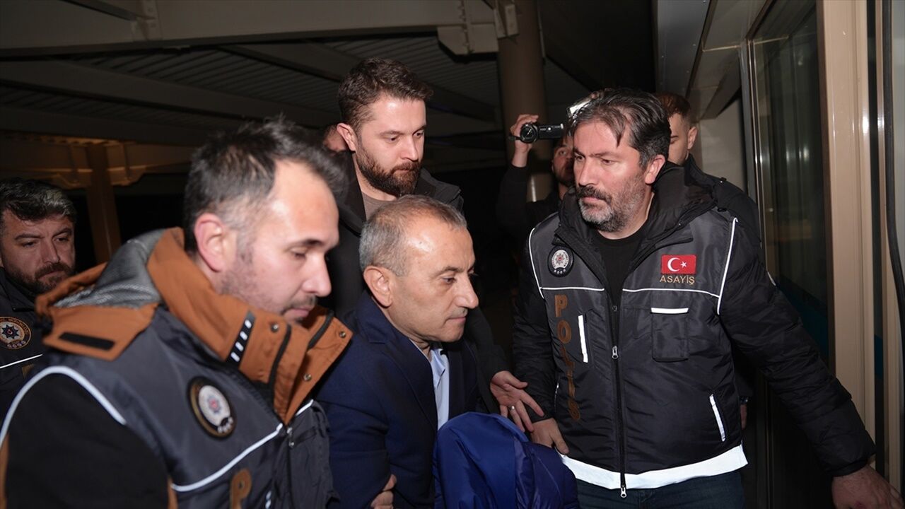 İşte Tutuklanan Eski Vali Tuncay Sonel’in O Görüntüleri-4