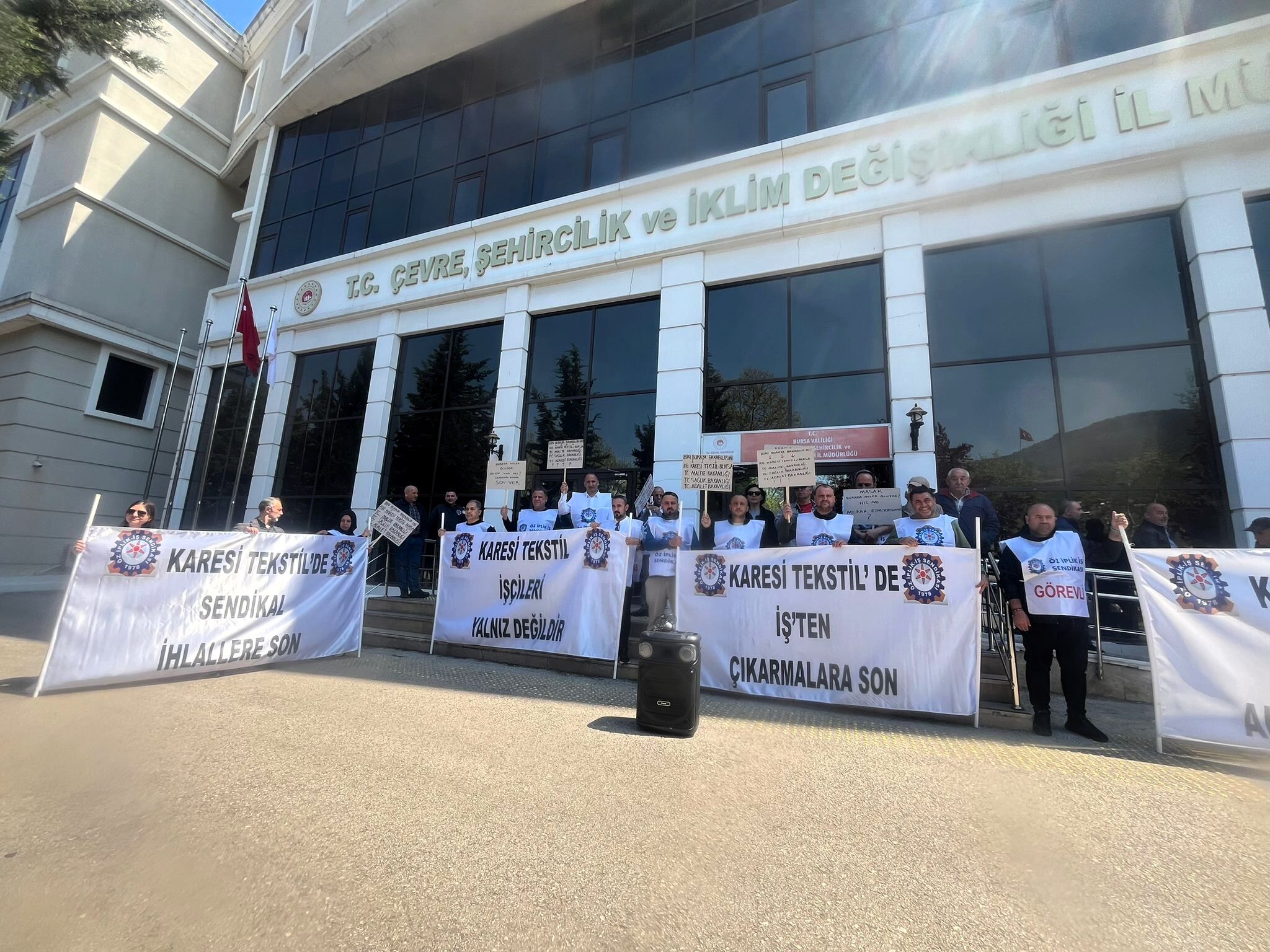 Karesi Tekstil’de Sendikal Ihlal Ve Çevre Iddiaları Gündemde Öz İplik İş'ten Iddialara Yönelik Açıklama (2)
