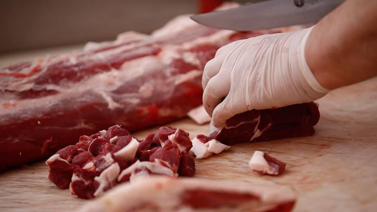 Kasaplar Odası’ndan Et Pahalı Diyenlere Cevap Asıl Mesele Kasap Değil, Restoran Hesabı!O