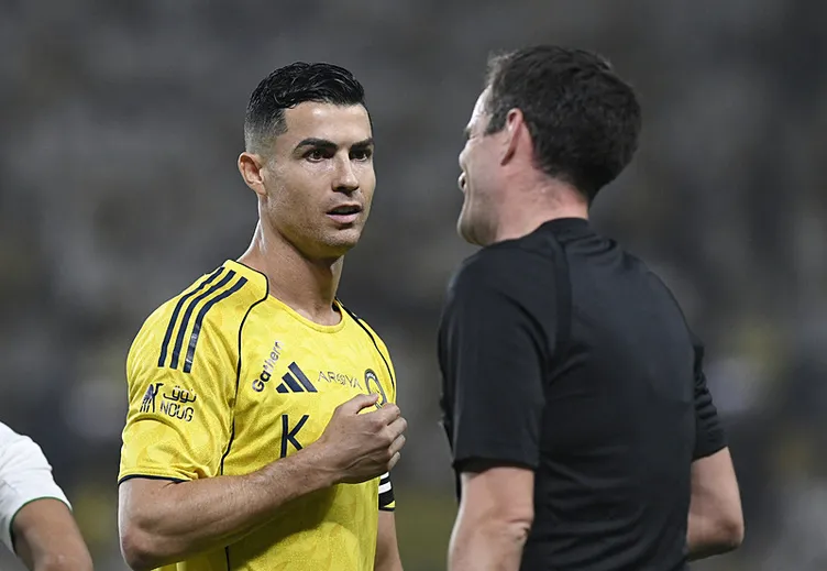 Merih Demiral Çılgına Döndü Ronaldo Ile Maç Sonunda Kapıştılar! (7)