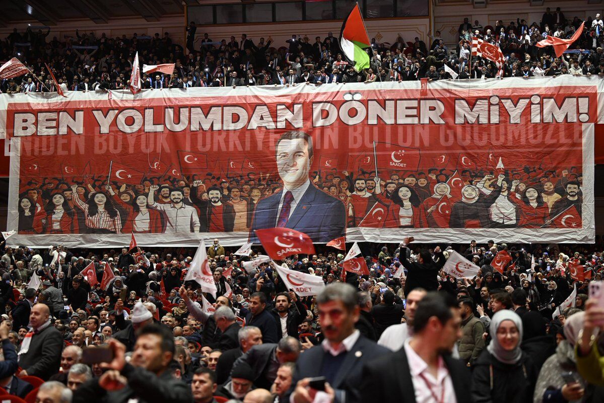 Türkiye Divanı'ndan Erken Seçim Hamlesi Saadet, Salonlara Sığmıyor Dalga Dalga Ülke Geneline Yayılıyor (1)-3