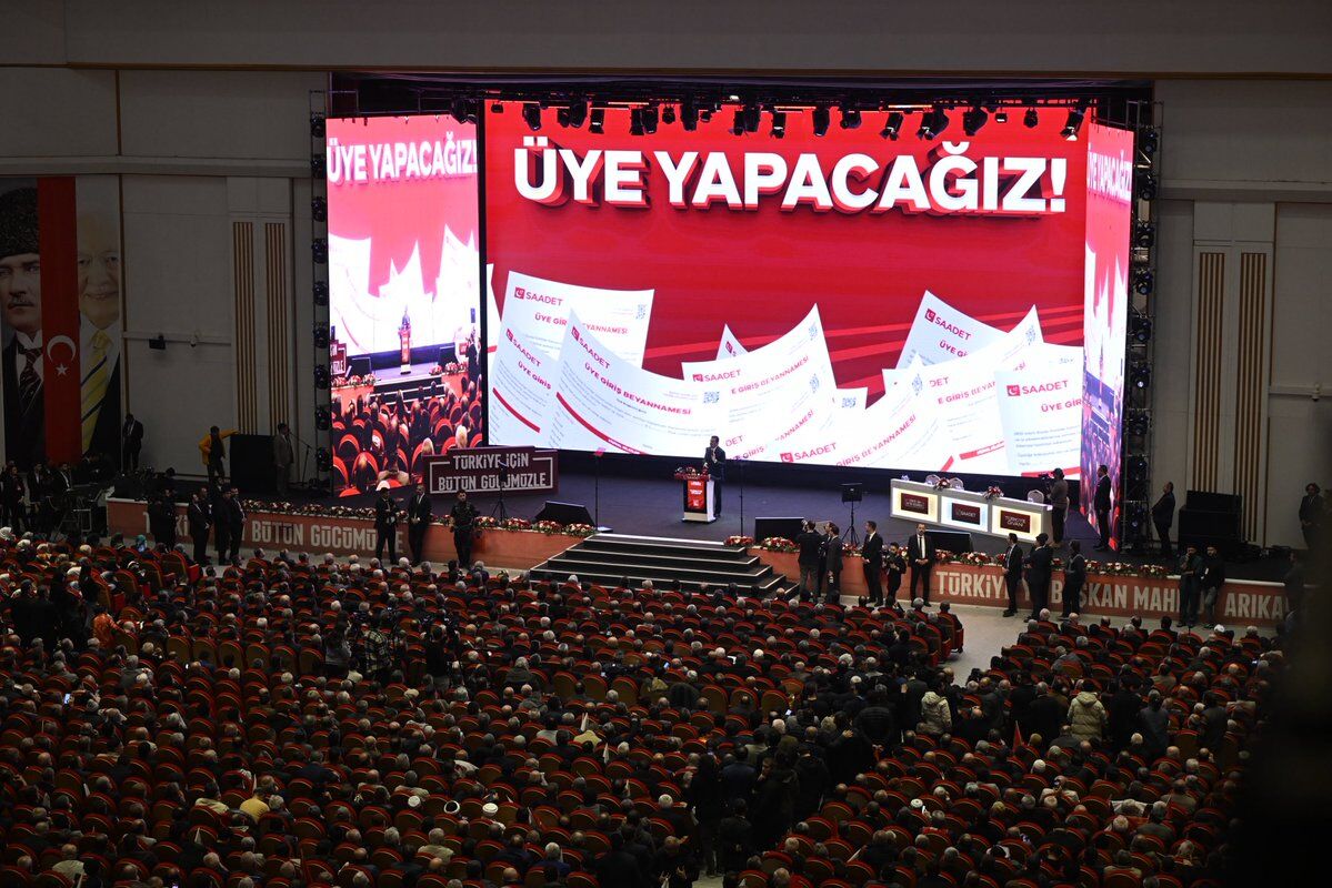 Türkiye Divanı'ndan Erken Seçim Hamlesi Saadet, Salonlara Sığmıyor Dalga Dalga Ülke Geneline Yayılıyor (2)-3