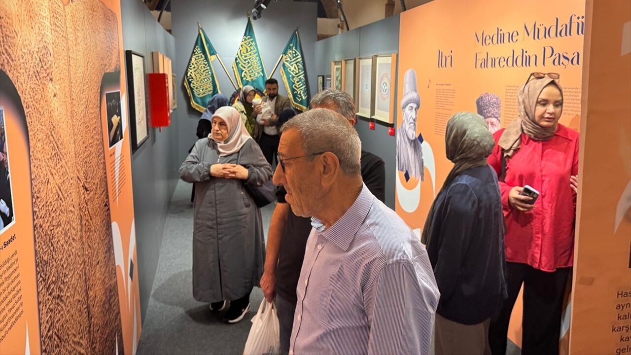 Bereket Dairesi Sergisi Kapılarını Açtı (4)