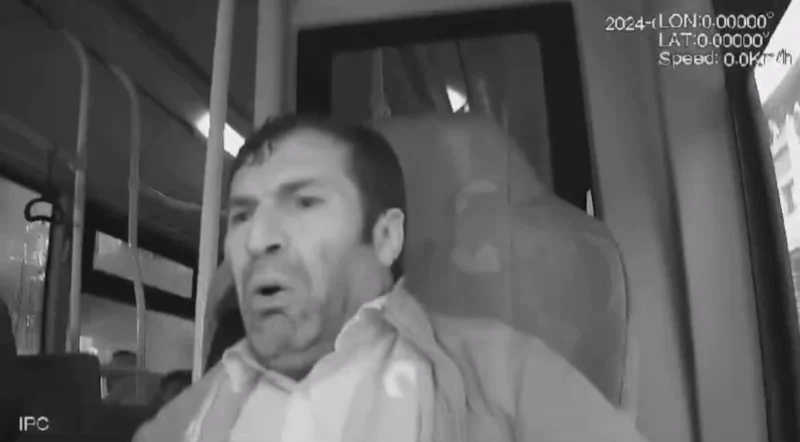 Bursa'da Otobüs Dehşeti Uyuyan Sürücü Lise Öğrencisini Ezdi (1)
