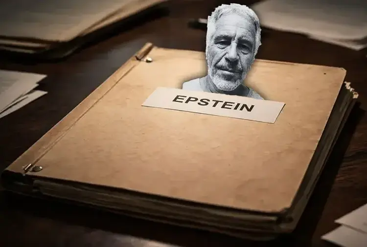 Bilinen çirkinliklerinin ötesinde… Öyle bir ‘Halt’a daha imza atmış ki!...  İşte Epstein'in bir günah galerisi daha! Tam bir pislik