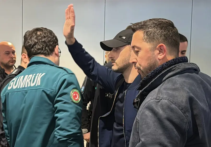 Fenerbahçe'de Hüzünlü Ayrılık Tedesco'yu Ağlatan Veda! (1)
