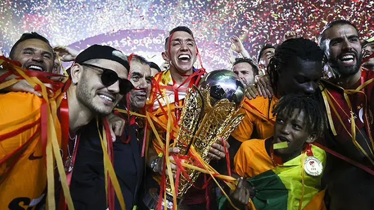 Galatasaray'da Şampiyonluk Kutlaması Saat Kaçta, Hangi Kanalda İşte Tüm Program (4)