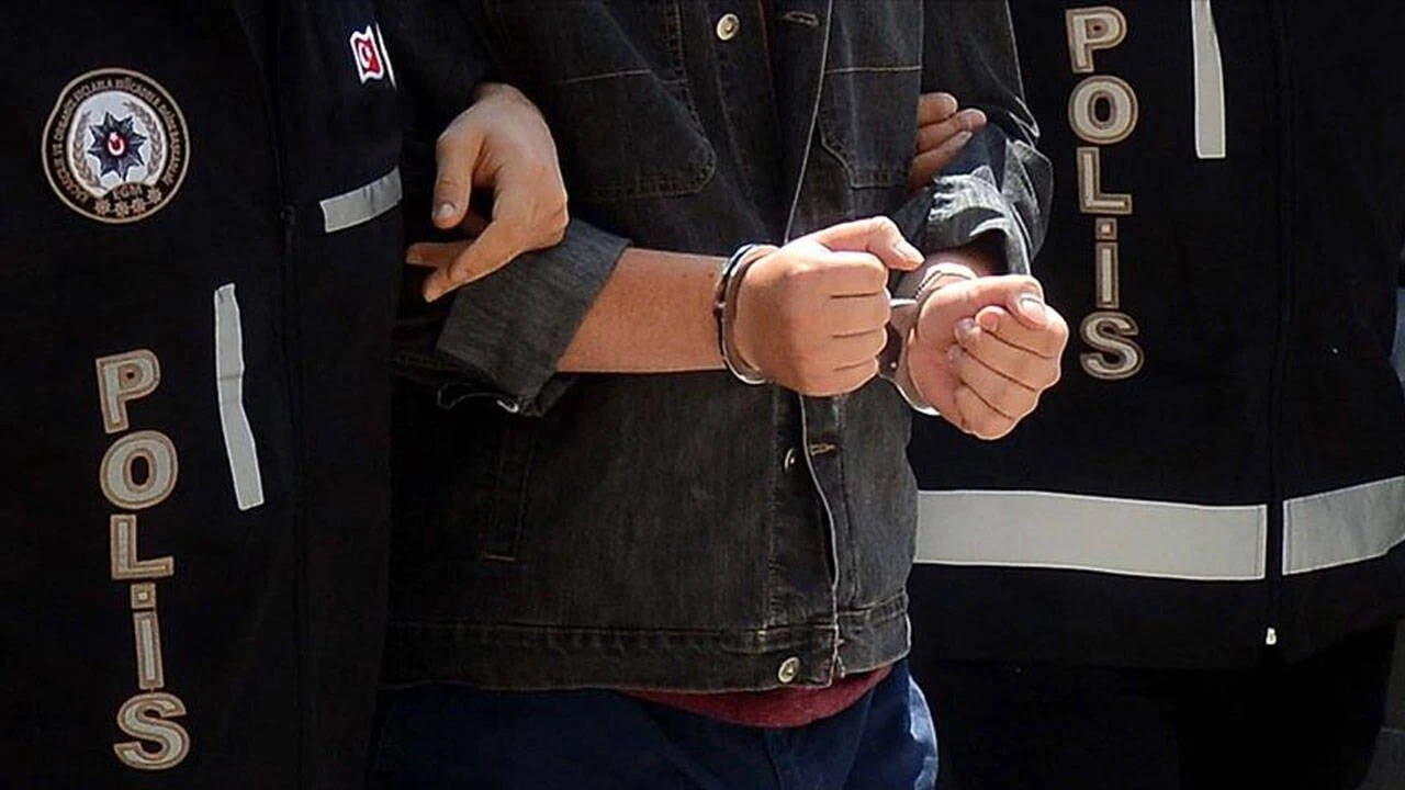 Gaziantep'te Deaş Operasyonu Kırmızı Bültenle Aranan 2 Isim Yakalandı