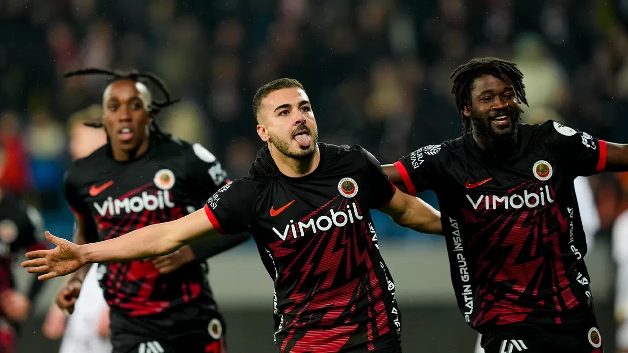 Gençlerbirliği Trabzonspor Maçı Saat Kaçta Hangi Kanalda Ziraat Türkiye Kupası'nda Yarı Final Heyecanı (10)