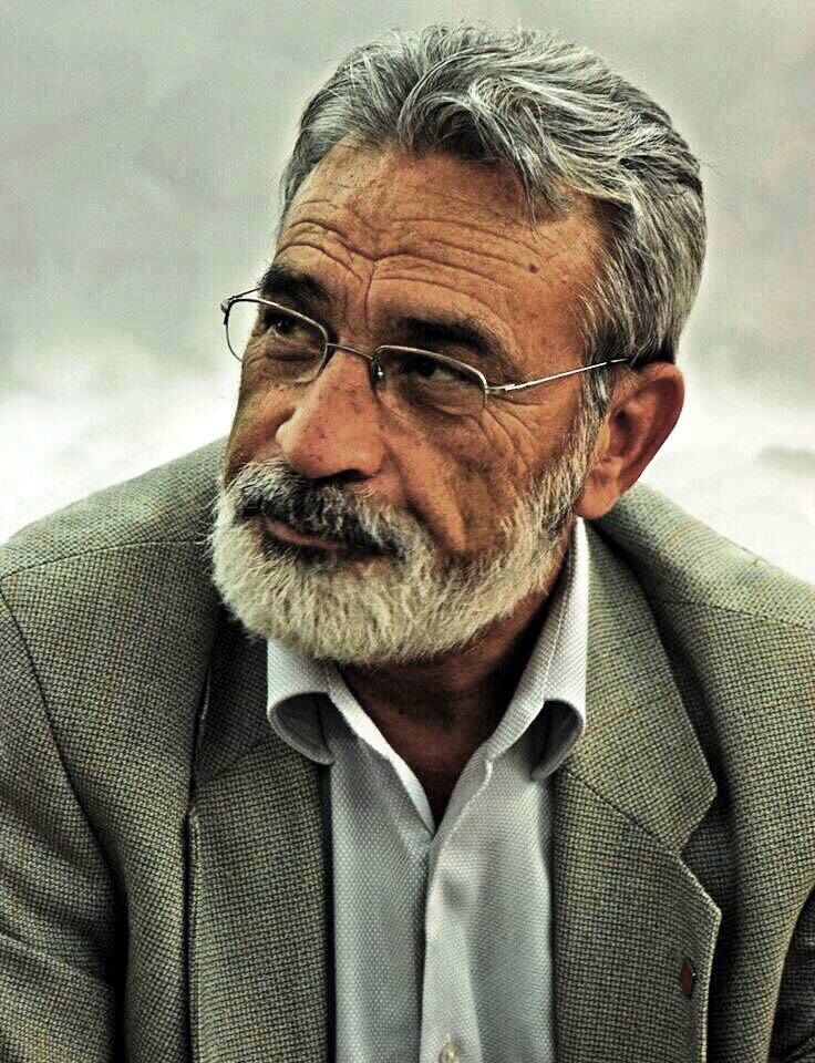 Ismet Özel