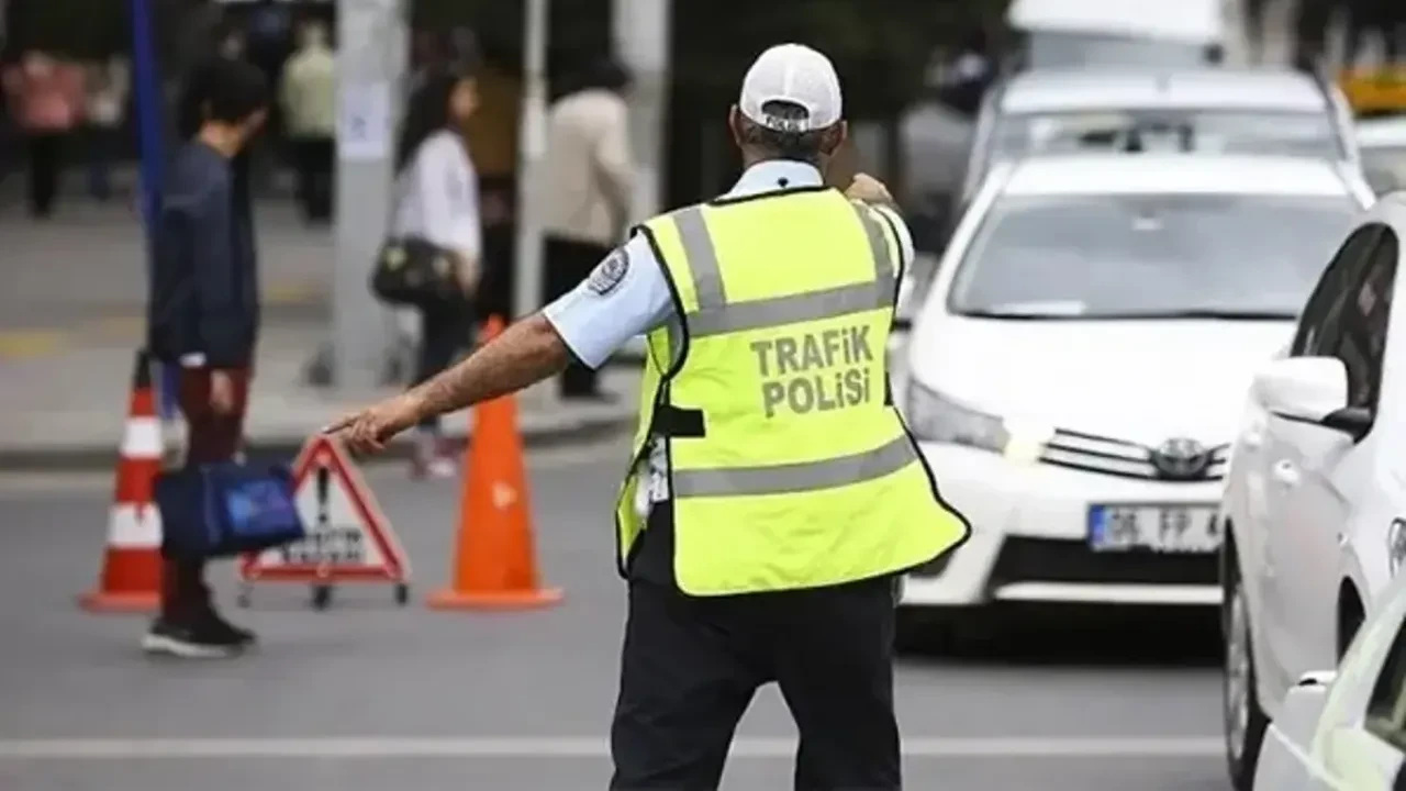Istanbulda 3 Ilceye Dikkat Bazi Yollar Trafige Kapatilacak 3334431