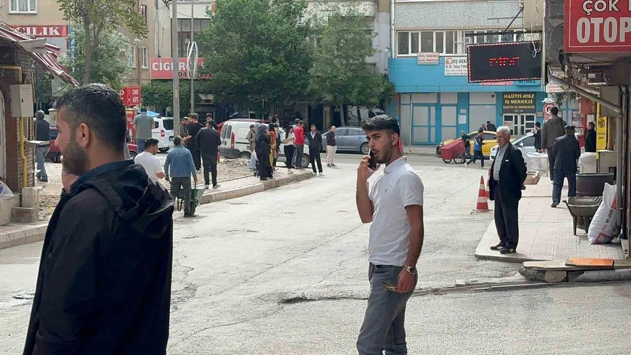 Malatya'da Deprem! Komşu Illerde De Hissedildi (2)-1
