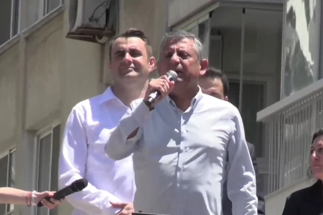 Özgür Özel'den Kılıçdaroğlu'na Flaş Teklif! Kaybedersem Elini Öpeceğim (2)