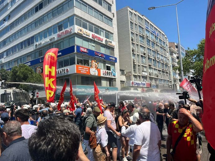 Özgür Özel'den Kılıçdaroğlu'na Flaş Teklif! Kaybedersem Elini Öpeceğim (3)-1
