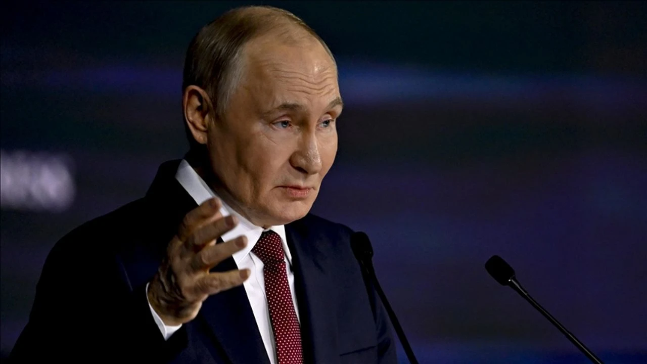 Putin, Kazan'da İslam Dünyasına Seslendi İş Birliğini Derinleştireceğiz!F