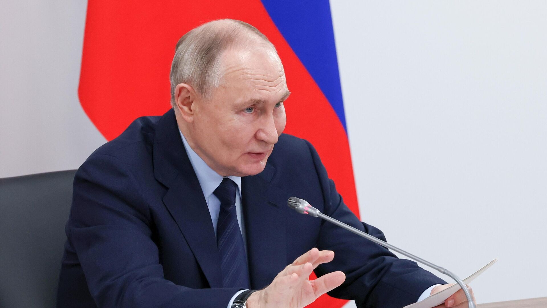 Putin, Kazan'da İslam Dünyasına Seslendi İş Birliğini Derinleştireceğiz!H