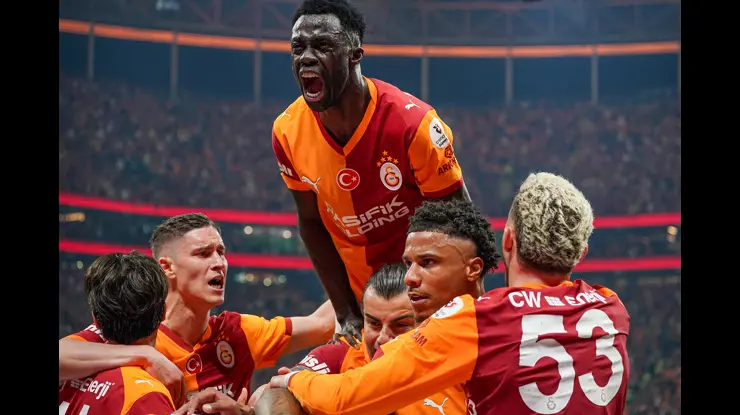 Süper Lig'de Şampiyonluk Yarışı Ve Küme Düşme Hattındaki Tüm Ihtimaller (3)
