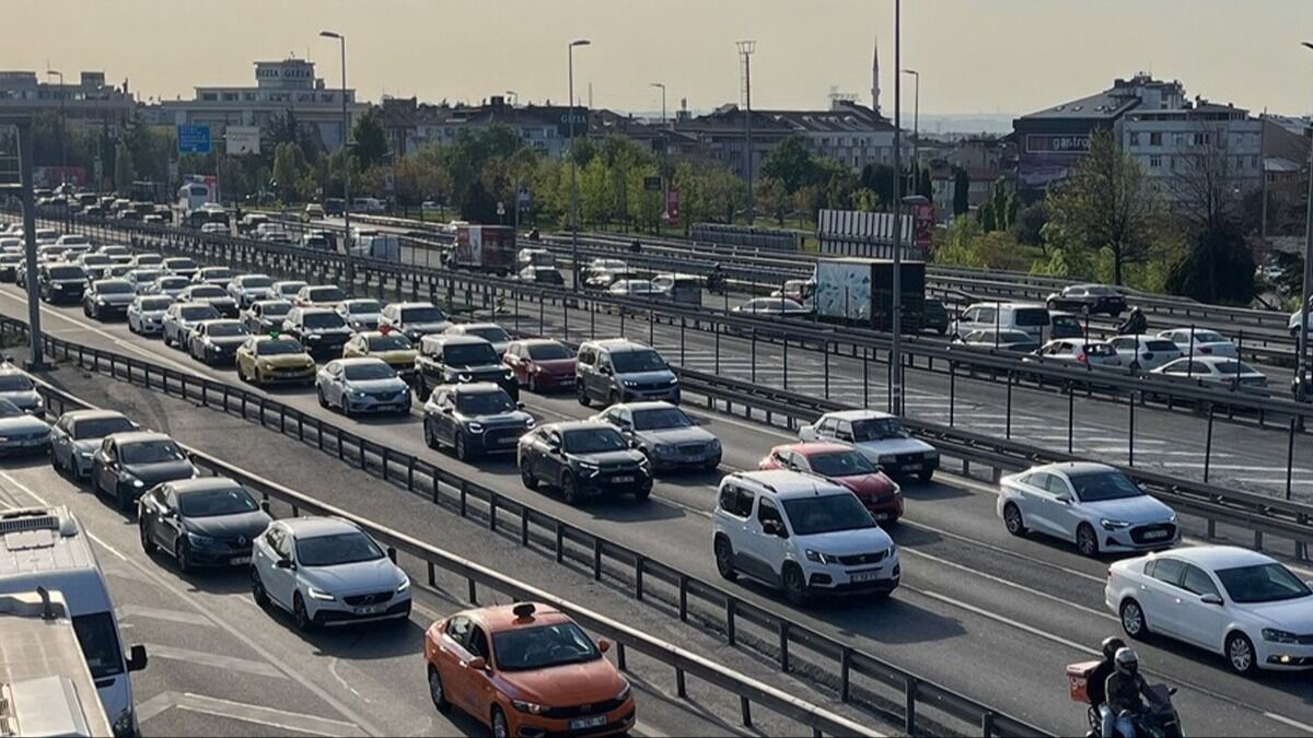 Tatilciler Yola Cikti Tem 298 2 41