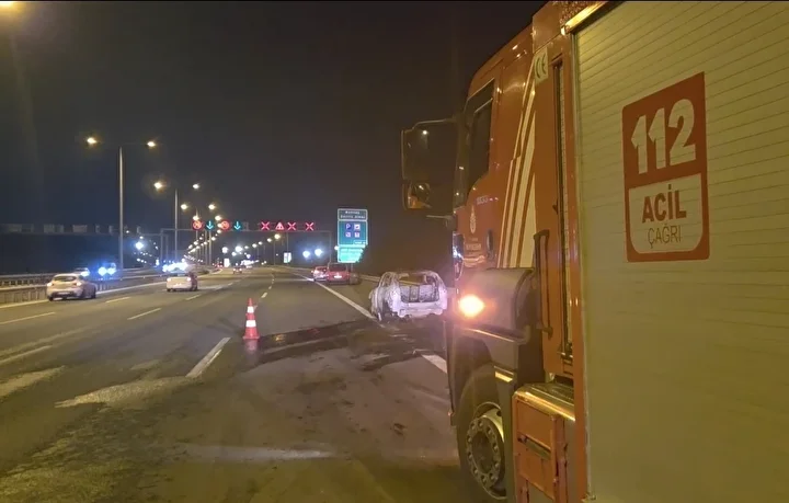 87842Eba Catalcada Yanan Elektrikli Otomobilin Surucusu Ailemi Bir Bucuk Dakika Arayla Kurtardim