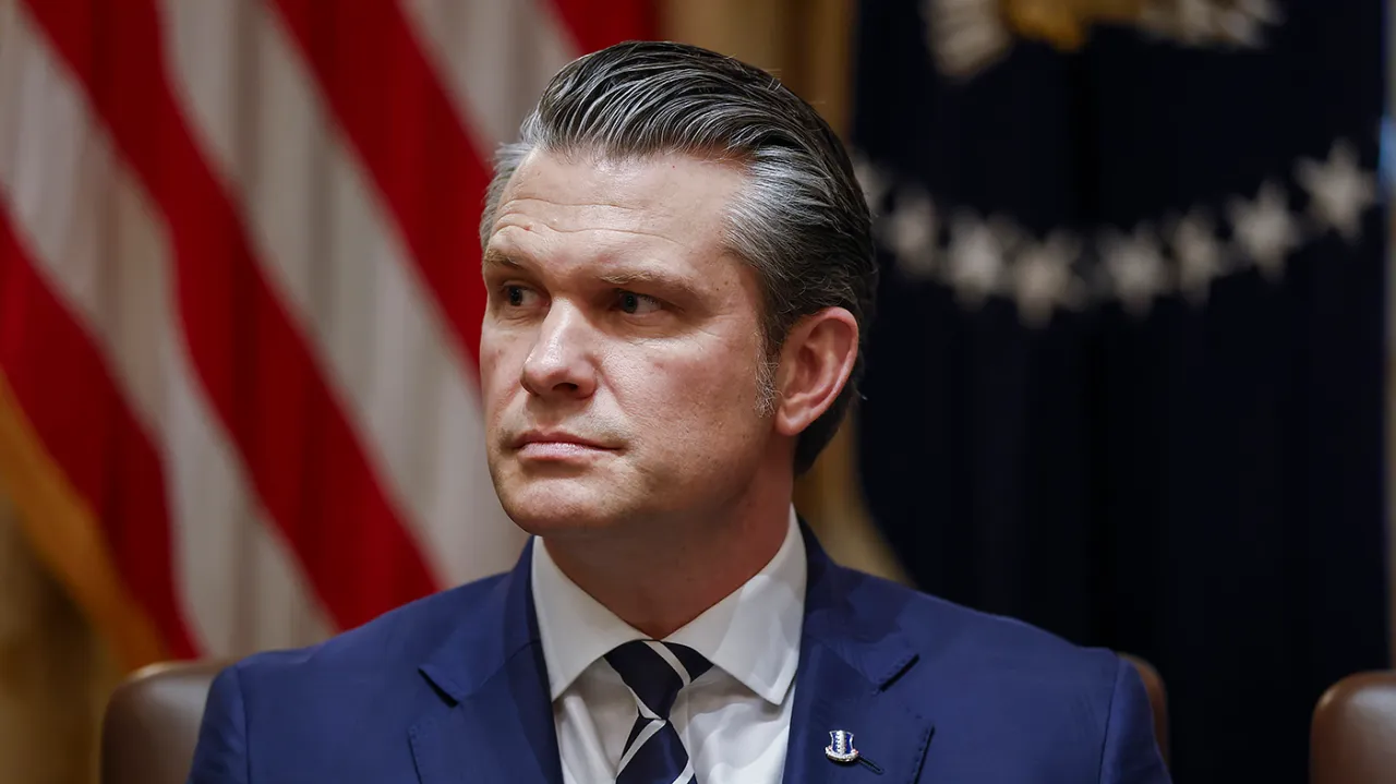 Abd Ordusunda Irkçılık Krizi Trump'ın Savunma Bakanı 40 Siyahi Subayın Terfisini Engelledi!-2