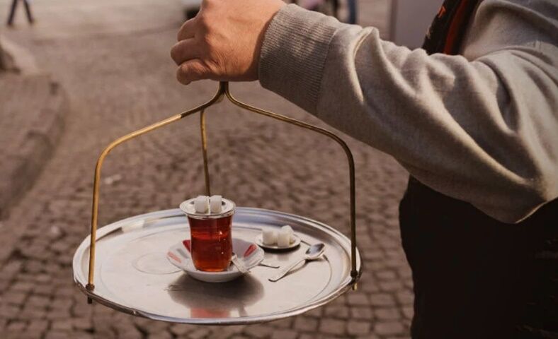 Adnan Öksüz Çay .Jpg