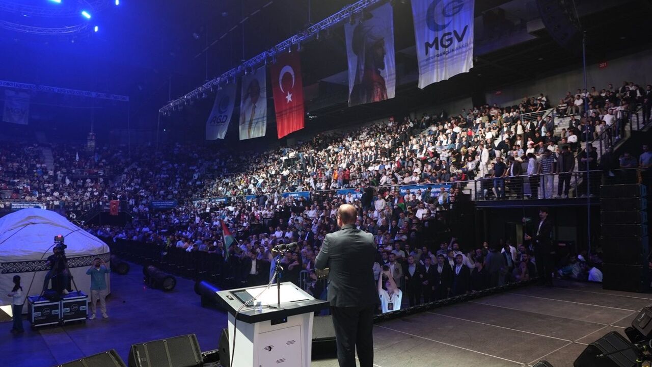 Agd'den İstanbul'un Fethi'nin 573. Yılında Coşkulu Kutlama (6)