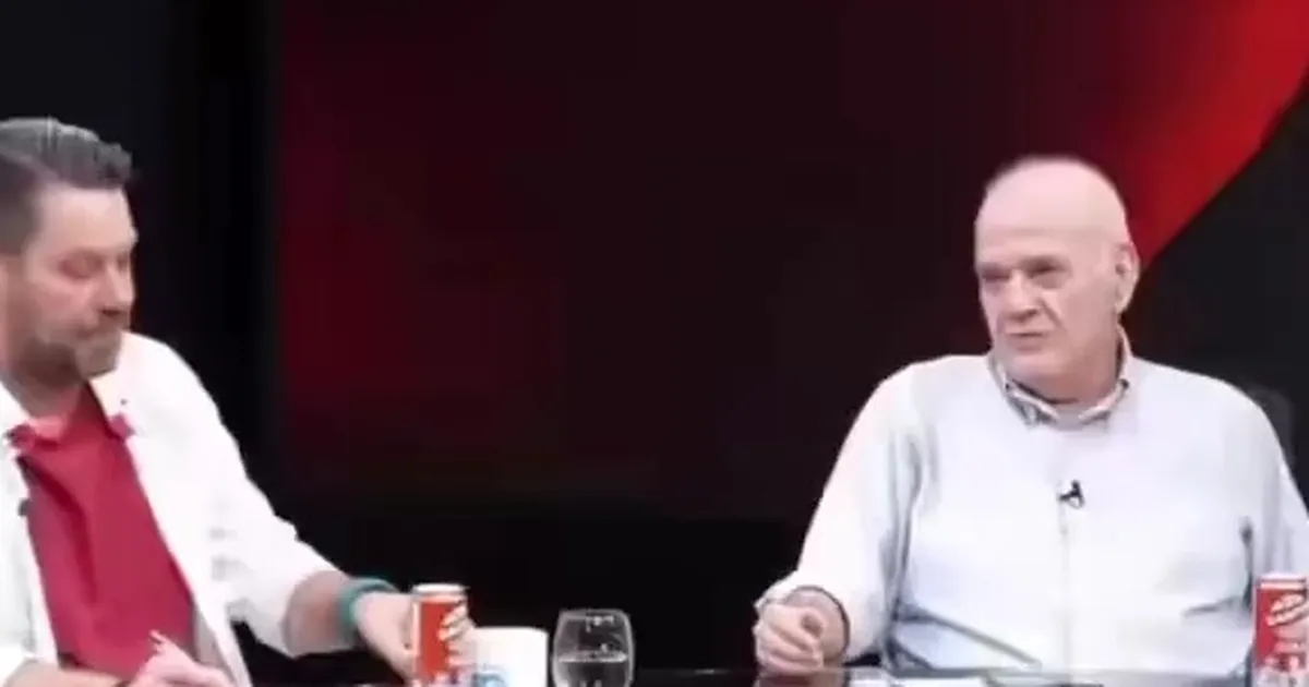Ahmet Çakar Milli Takım'a Ateş Püskürdü Allah Cezanızı Versin, Tiksiniyorum, 85 Milyonun Zevkinin Içine Ettiniz!Mm