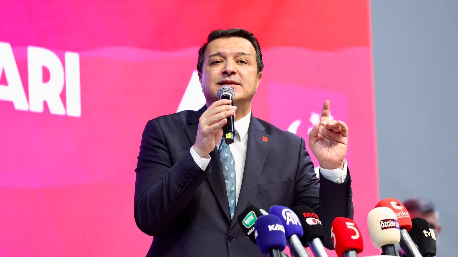 Arıkan'dan siyasi ahlak ve toplumsal mutabakat çağrısı: "Yeni bir siyasi ahlaka ihtiyacımız var!"