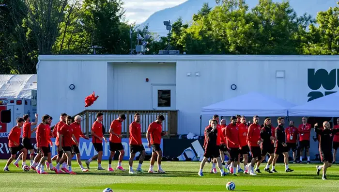 Avustralya Maçı Öncesi Milli Takıma Müjde Yıldız Futbolcu Antrenmana Katıldı! (4)