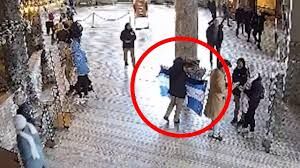 Ayasofya'da Bizans provokasyonu: 2 Yunan turist için karar verildi