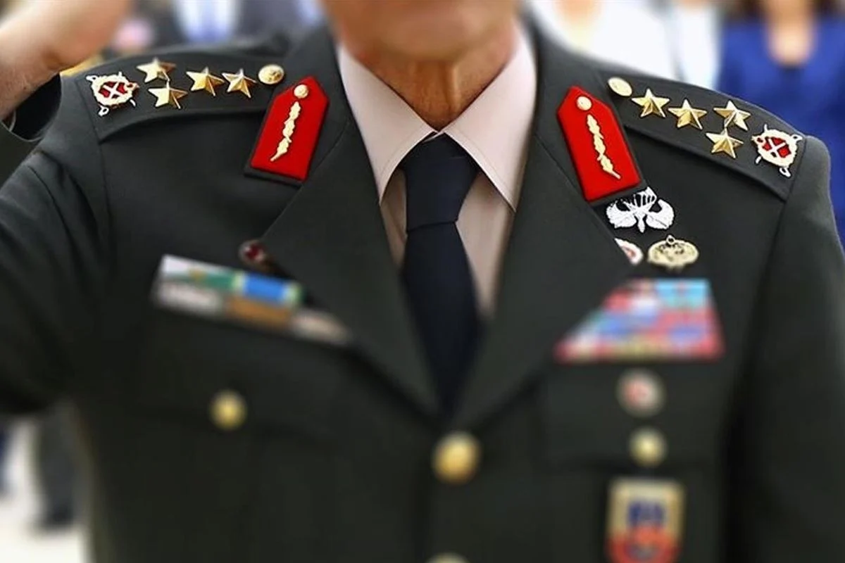 Bakanlık soruşturma izni verdi! Generalin astsubayı dövdüğü iddia edilmişti