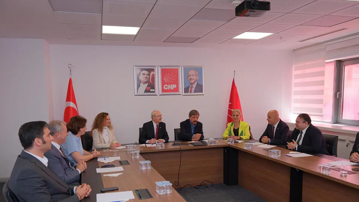 Chp'de Ihraç Kararları Iptal O Isimler Geri Dönüyor! (1)