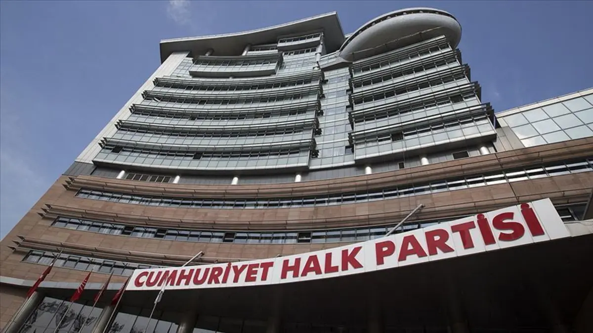 Chp'yle Ilgili Bomba Kulis! Ti̇p Genel Başkanı Erkan Baş Özgür Özel'e Teklif Etti (2)