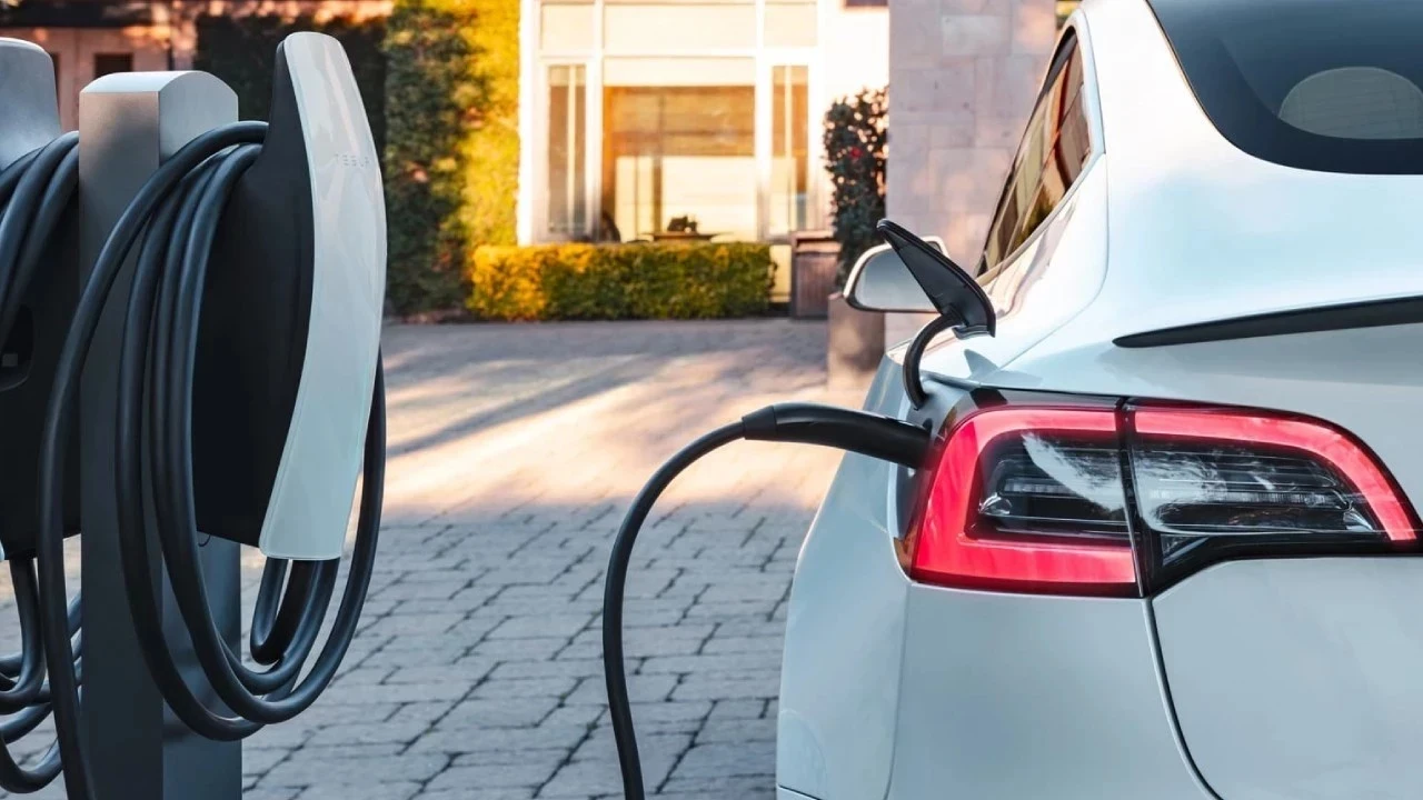 Elektrikli Aracta Fatura Agir Oldu Otomotiv Devleri 55 Milyar Dolar Deger Aybetti 4Ipj Cover