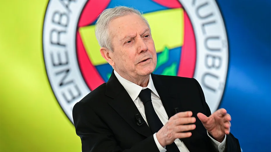 Fenerbahçe'de 8 Yıldız Gidiyor Aziz Yıldırım Biletlerini Kesti (2)