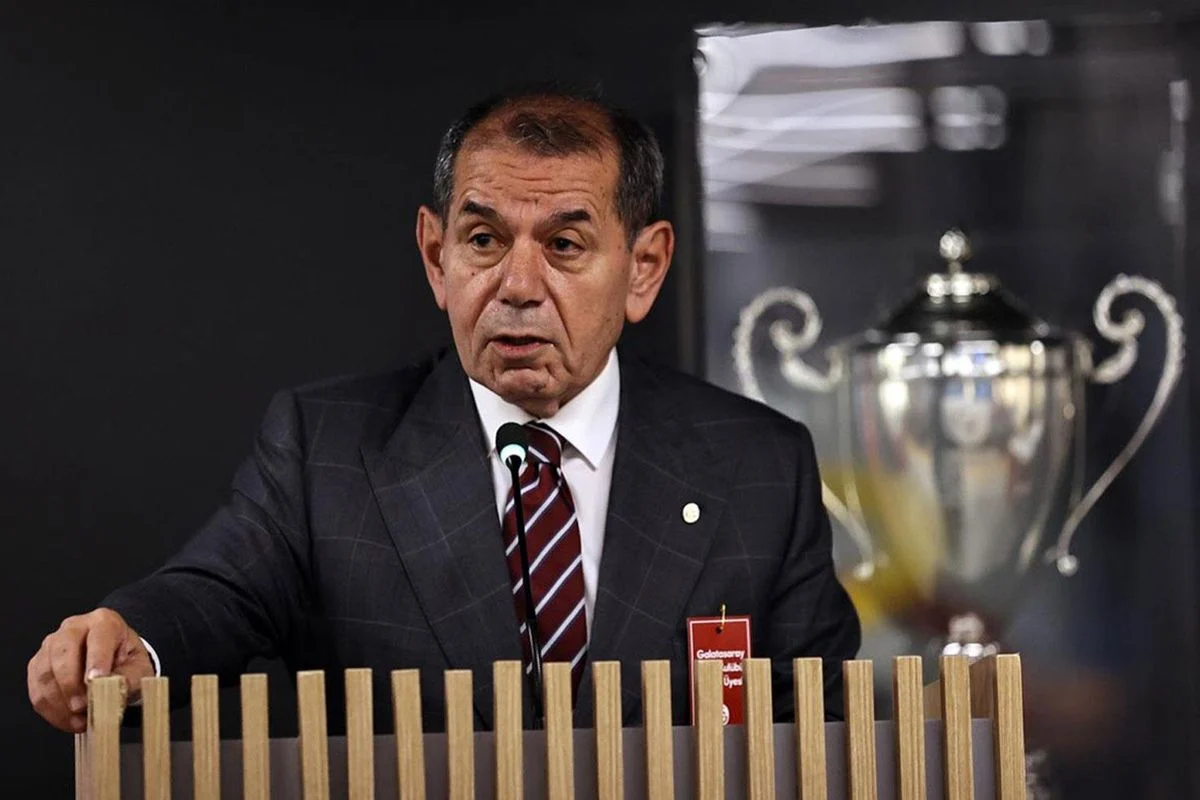 Galatasaray'da Tarihi Gün Dursun Özbek Çılgın Projesini Açıkladı (2)