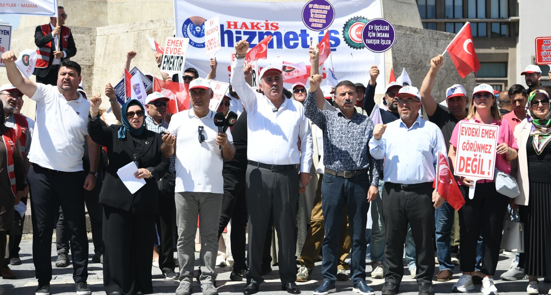 Hizmet İş'ten Ev Işçileri Için Yasal Güvence Çağrısı Görünmeyen Emeğin Hakkı Teslim Edilmelidir (4)