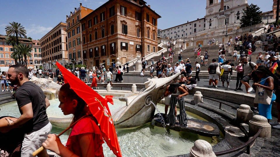 Italyada 16 Kentte Sicak Hava Nedeniyle Kirmizi Alarm