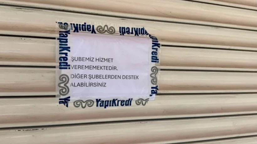 İstanbul ve Antalya'dan sonra şimdi de Diyarbakır! Koç'a bağlı Yapı Kredi şubesine silahlı saldırı
