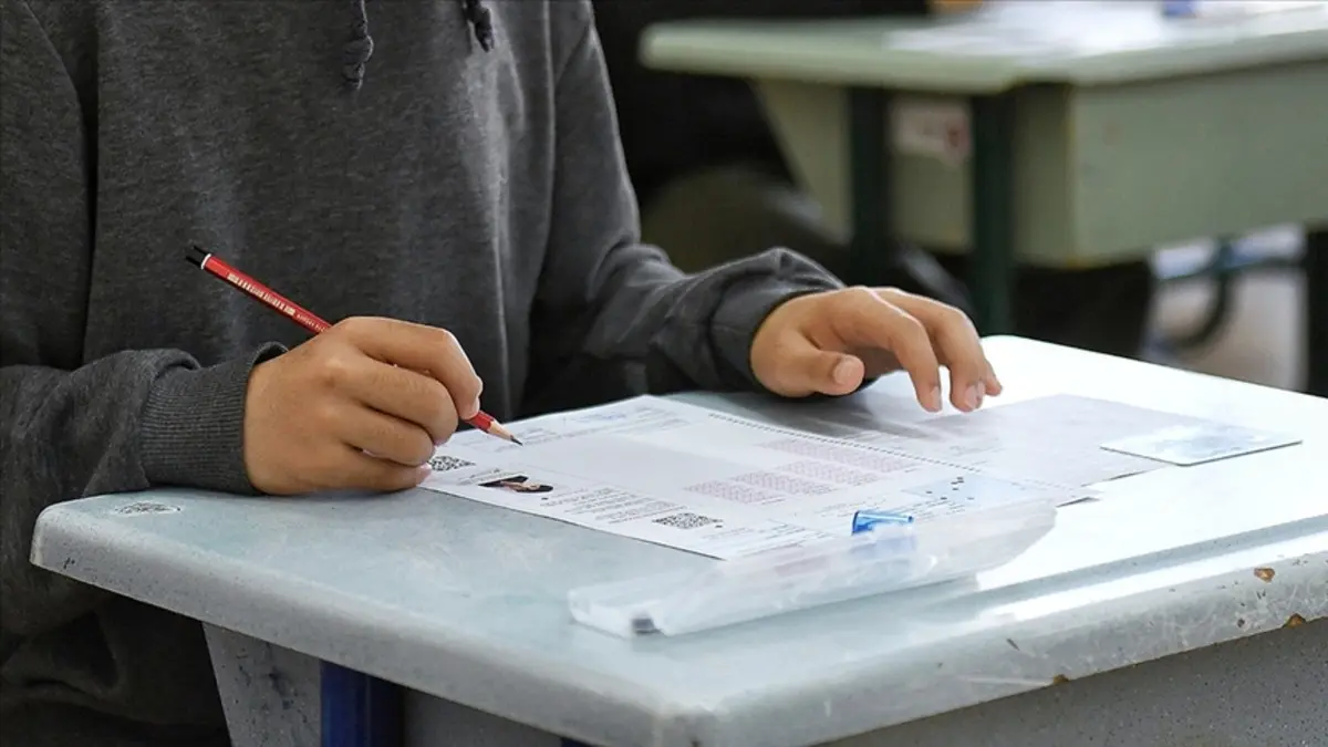Meb'den Son Dakika Ara Tatil Kararı! Bakan Tekin Ara Tatil Kalkacak Mı Resmen Açıkladı (3)-1