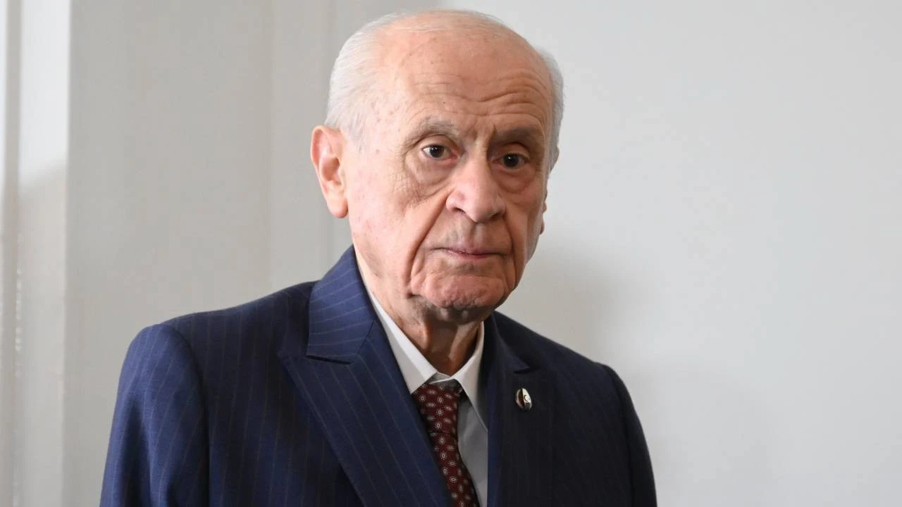 Mhp Lideri Bahceliden Chp Aciklamasi Olaylar Sokaga Tasip Kanunsuzluga Donusmemeli Wi9V Cover
