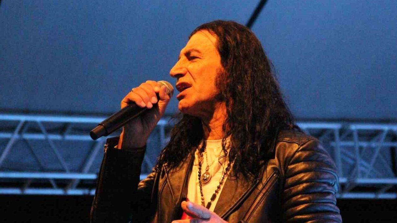 Murat Kekilli Rusya’daki konsere neden gitmedi? “Önüme altından dağlar da yığsanız gelemem” Kekilli, Erbakan Hoca hakkında ne dedi?