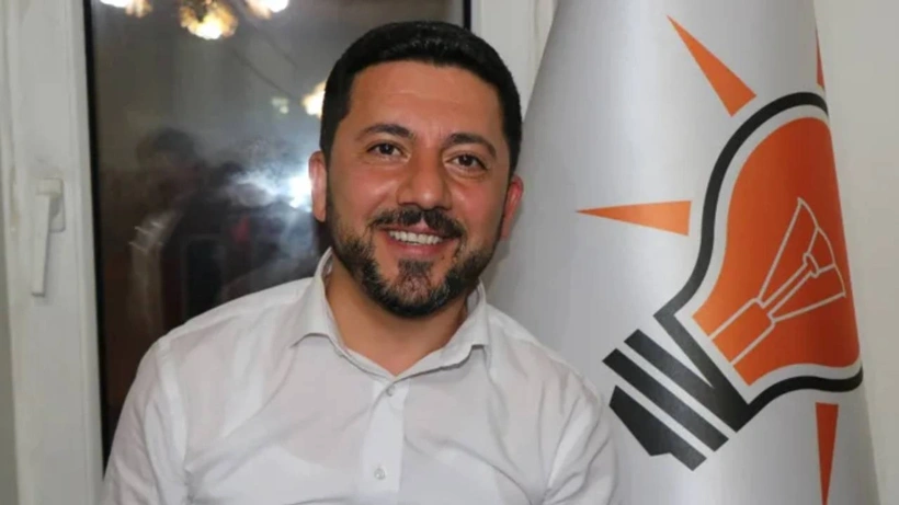 Yıllardır kamuoyunu meşgul eden bir gündem daha nihayete erdi Rasim Arı, AKP’ye geçti Türkiye rahatladı!