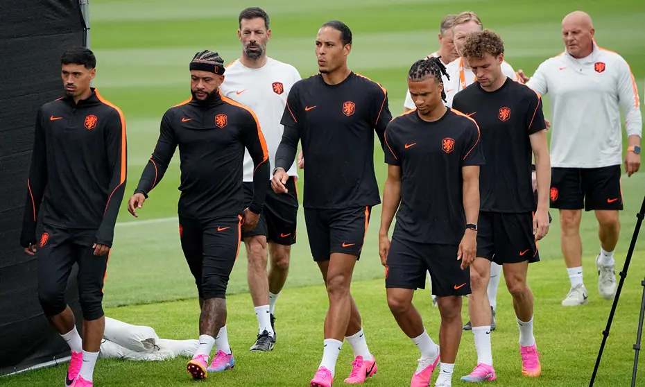 Reijnders Virgil Van Dijk Nathan Ake Memhpis Depay 159596