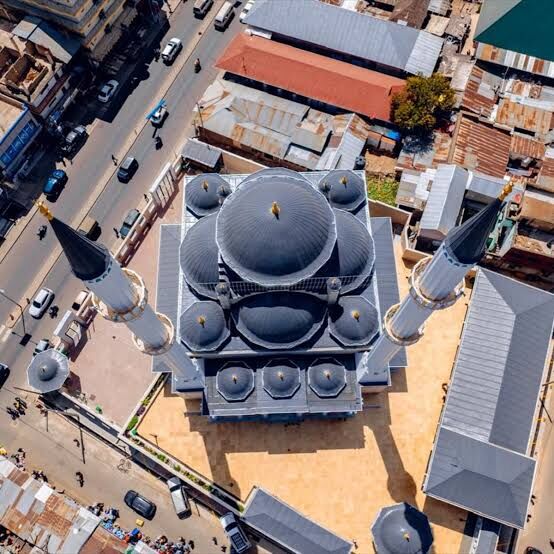 Tanzanya’da İslam’ın Ayak Sesleri! Osmanlı Mimarisi Ile Açılan Faraj Camisi… Türkiye Ve Tanzanya; Iki Kardeş Ve Dost Ülke… İşte Faraj Camii’nin Özellikleri (3)